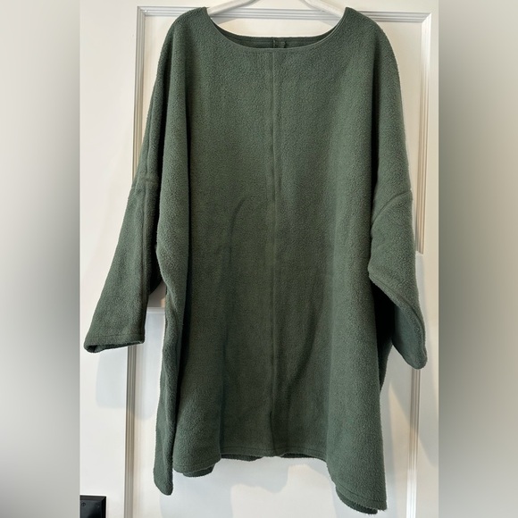 Blue Fish Winter Sherpa Pullover in Forest - Picture 2 of 7